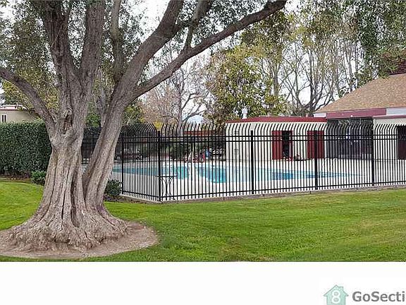 2nd image of 2306 Olivegate Ln