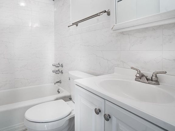 5th image of 141 E 36th St APT 2F