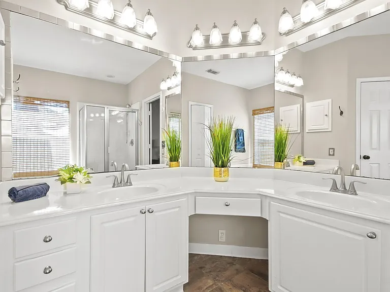 6127 Kristen Park Ln — Photo 13