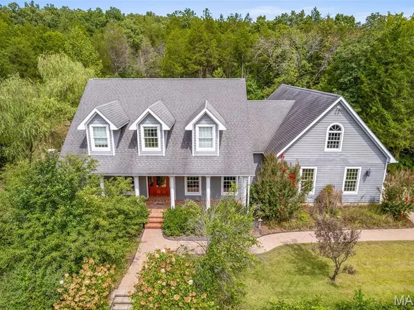 400 Jasper Rd, Festus, MO 63028