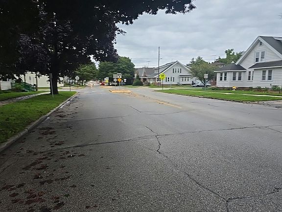 5th image of 1502 Superior Ave