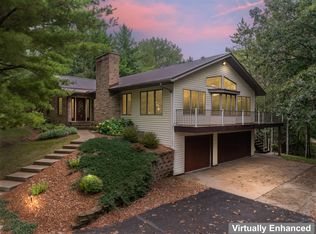 101 Park Ln, Kenyon, MN 55946