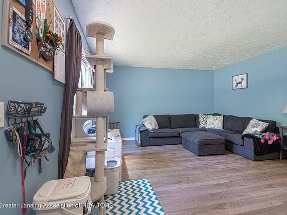 2nd image of 6336 Porter Ave