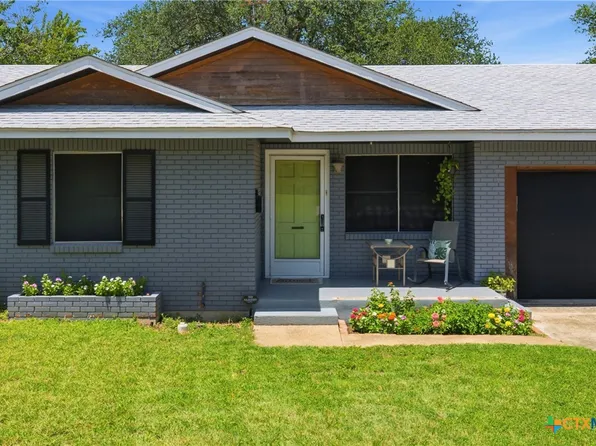 1406 N Penelope St, Belton, TX 76513
