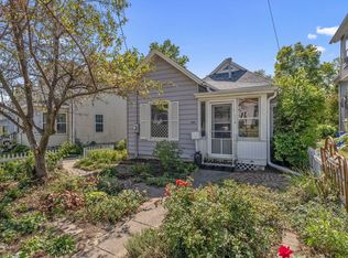 1110 Cedar St, Muscatine, IA 52761