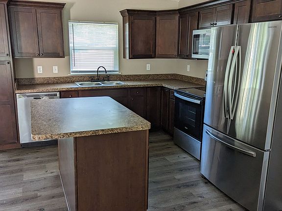 3rd image of 14857 SE 32nd Ter