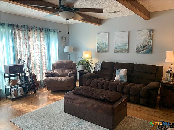 2nd image of 106 Maplewood Dr #B