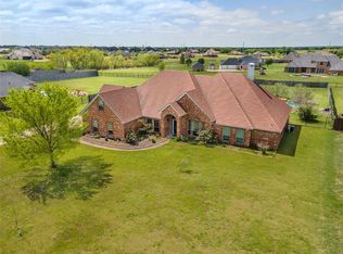 1260 W Secretariat Dr, Terrell, TX 75160