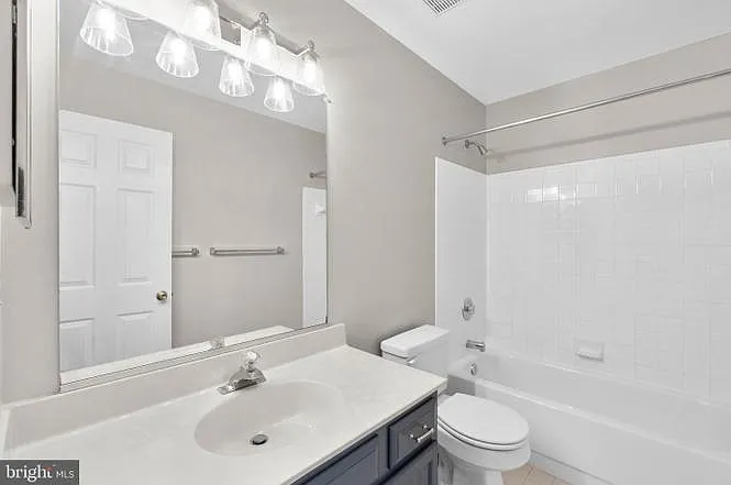 320 Kalorama Rd — Photo 6