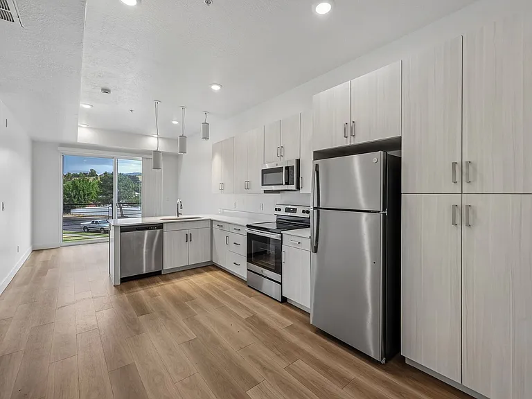 Wasatch View Apartments — Photo 69