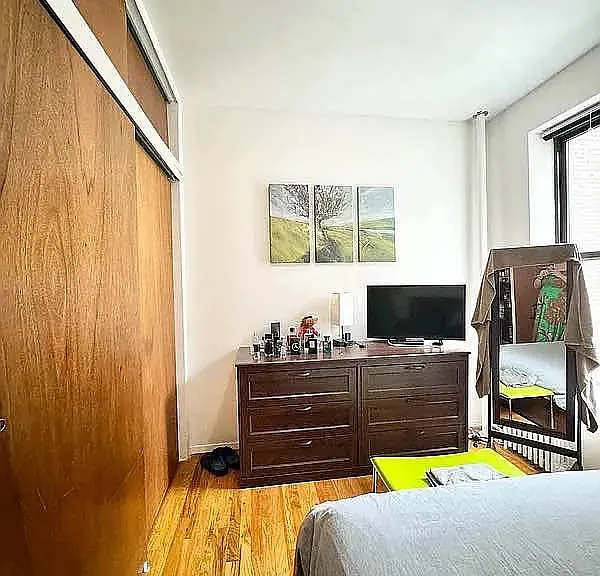 433 E 75th St #6 — Photo 8