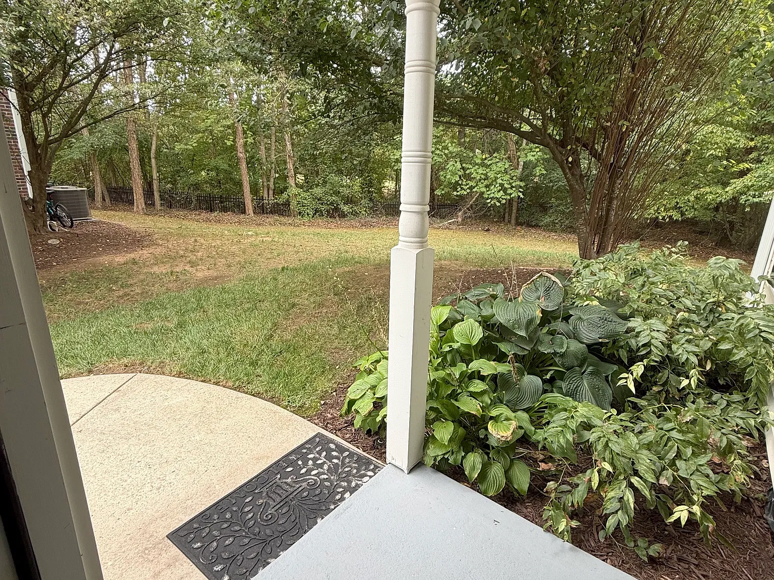 2 bed, 1142 sqft, $1,590 — Photo 3