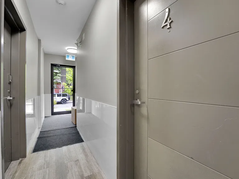 59 Russell Ave #4 — Photo 3