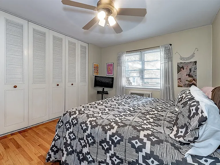 245 Regency Park Dr #245 — Photo 16