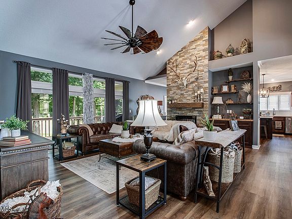 4th image of 108 Oligi Ln