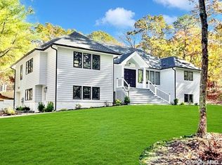 9 Hildreth Rd, Hampton Bays, NY 11946