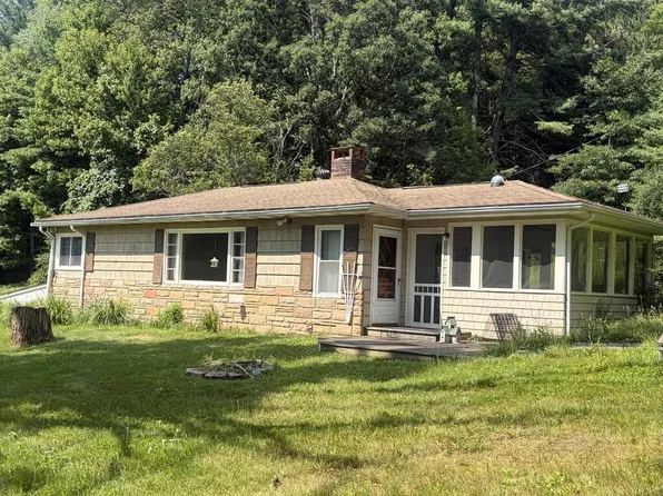23483 Titusville Rd, Titusville, PA 16354