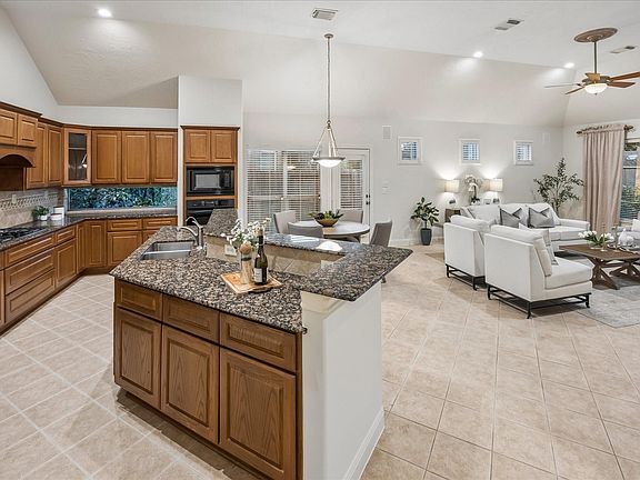 3rd image of 12606 Tallwood Crossing Ln