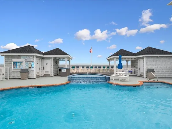 2301 Beach Haven Dr APT 202, Virginia Beach, VA 23451