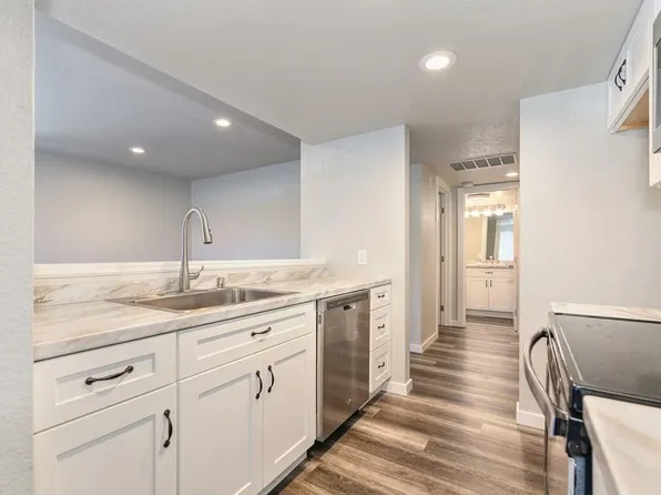 905 Fulton Ave APT 409, Sacramento, CA 95825