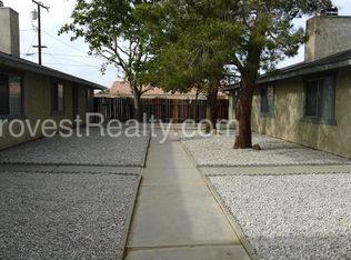 12374 Red Wing Rd APT C, Apple Valley, CA 92308