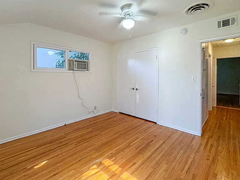6941 McLennan Ave — Photo 16