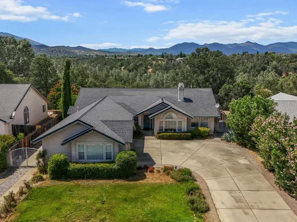2668 Dawnridge Dr, Redding, CA 96001