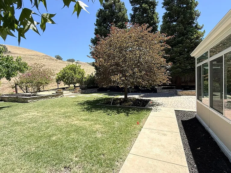 1040 Hill Meadow Pl — Photo 51
