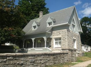 321 West St, Bristol, CT 06010