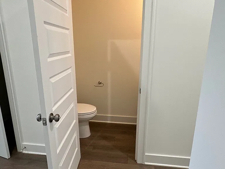 5049 Greentree Dr — Photo 6