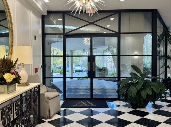 4215 Harding Pike APT 210, Nashville, TN 37205