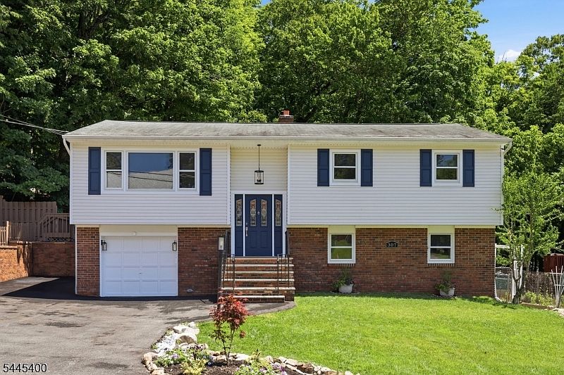 1st image of 307 Nariticong Ave