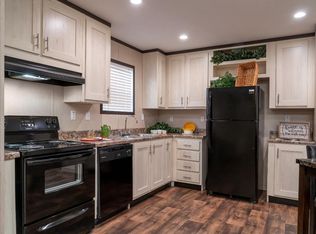 10448 Moon Meadow Ln, Tyler, TX 75708