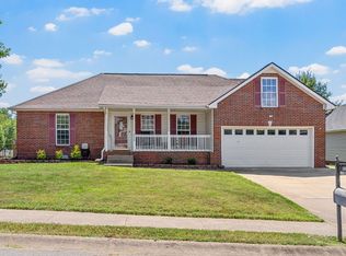 1898 Sydney Louise Dr, Clarksville, TN 37042