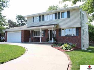 5835 A St, Lincoln, NE 68510