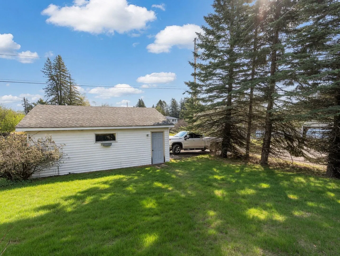 Duluth, MN - 4 bedroom - 3 bathroom - 2 car garage — Photo 4