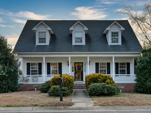 4737 Waterford Cove Dr, Raleigh, NC 27616