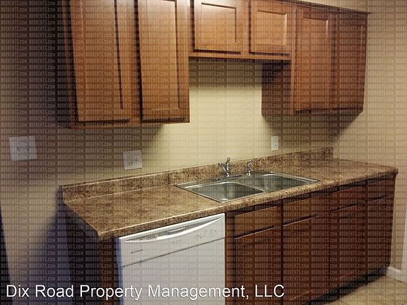 4th image of 5020 Dubois Ct
