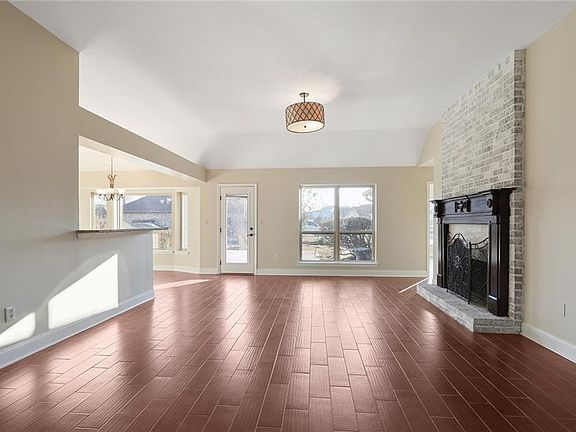 2nd image of 14 Sandpiper Dr