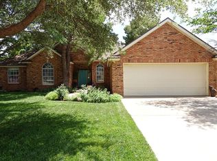 1408 7th St, Shallowater, TX 79363