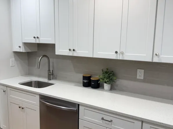 166 Cross Slope Ct Unit H, Manalapan, NJ 07726