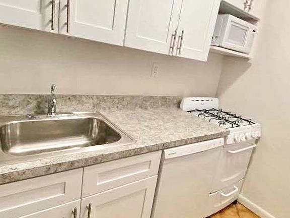 5th image of 244 W 102nd St #1F