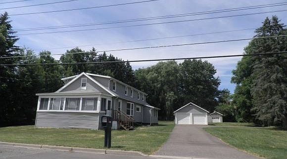 1st image of 3003 Pleasant Dr
