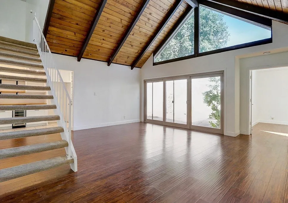 3 bed, 1710 sqft, $900 — Photo 4