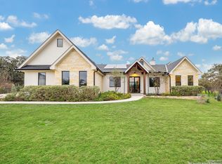 127 Oyster Spgs, Canyon Lake, TX 78133