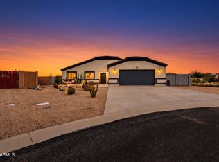 26320 S Nora Ln, Congress, AZ 85332