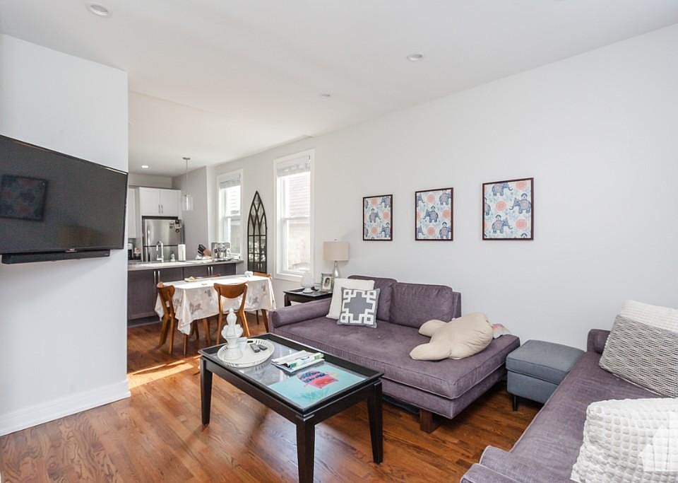 1st image of 2045 N Wolcott Ave #2NDF