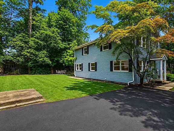2nd image of 40-44 Schriever Ln #42