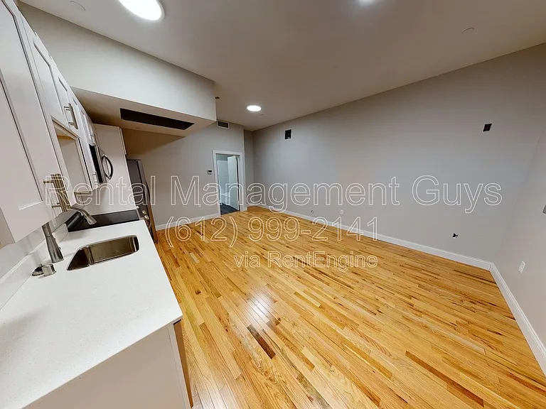 Sibley Lofts — Photo 7