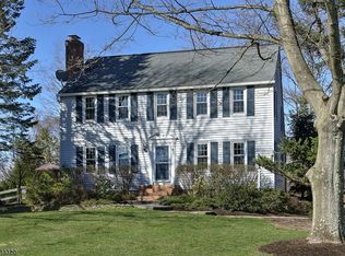 22 Thrush Ln, Hampton, NJ 08827